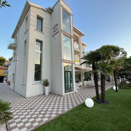 Villa Liliana Червия Экстерьер фото